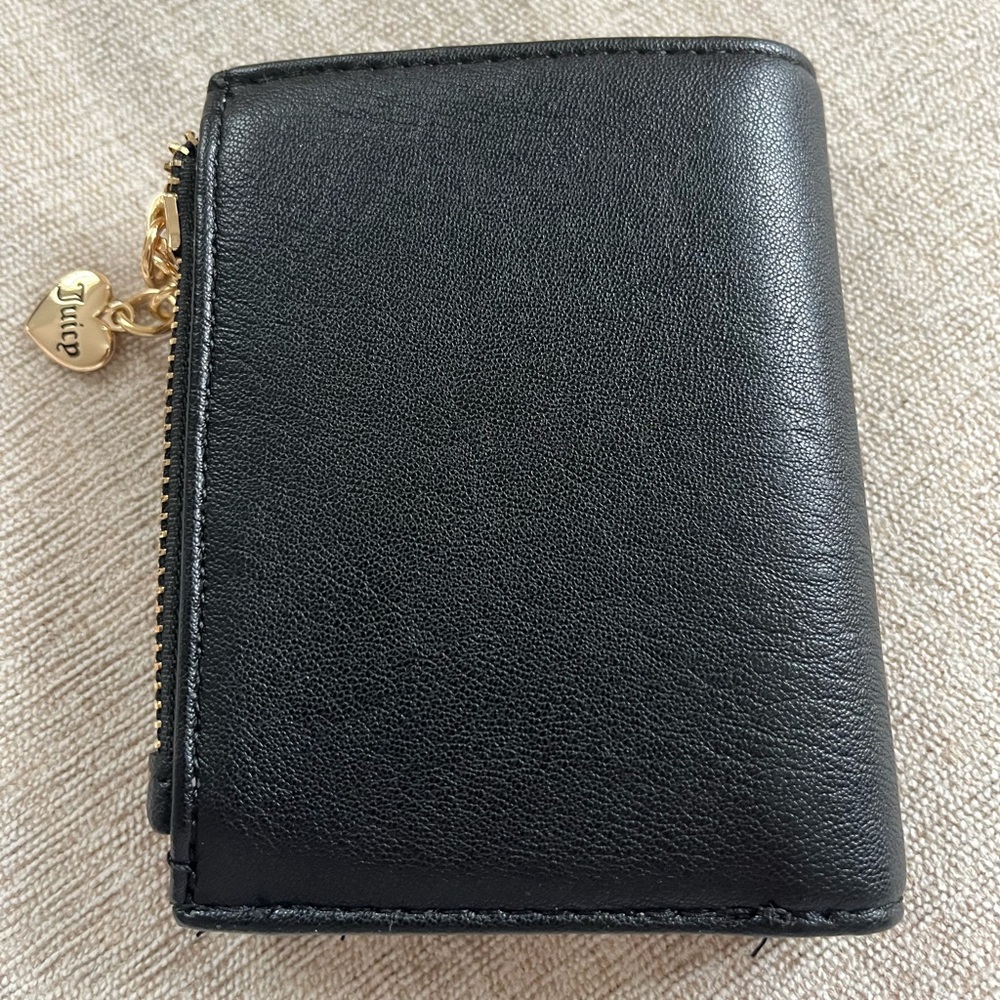 NWOT Juicy Couture Black Small Wallet with Heart Charm. - Picture 12 of 12